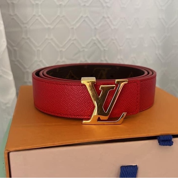 Authentic LV iconic 30MM reversible belt. Comes with box and dust bag. - Picture 2 of 3